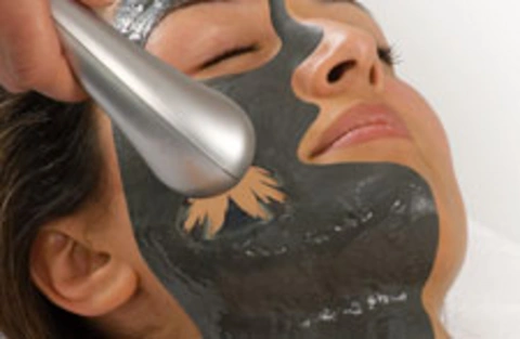 DEYNIQUE Cosmetics Anti-Tox